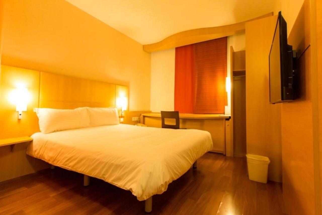Hotel Ibis Dongguan Dongcheng Exterior foto