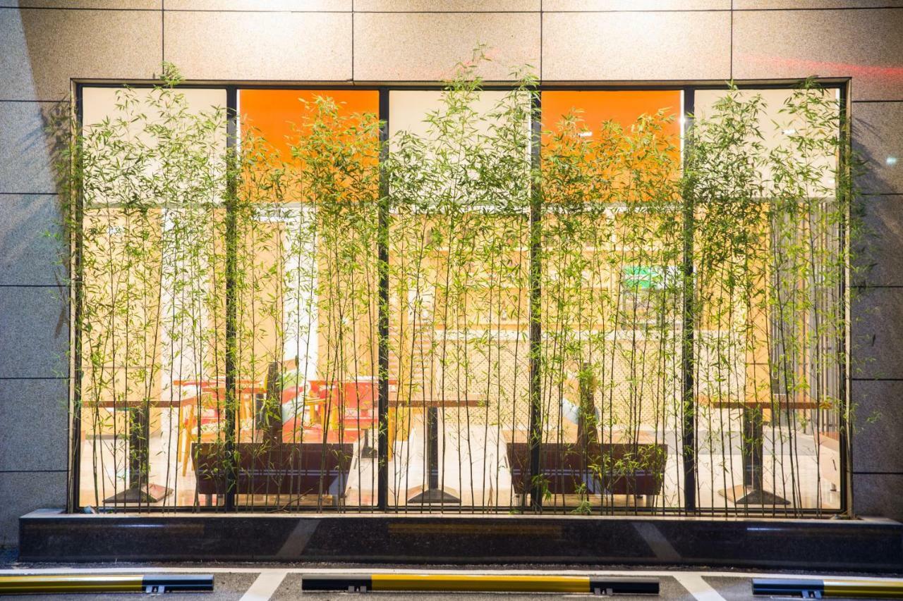 Hotel Ibis Dongguan Dongcheng Exterior foto