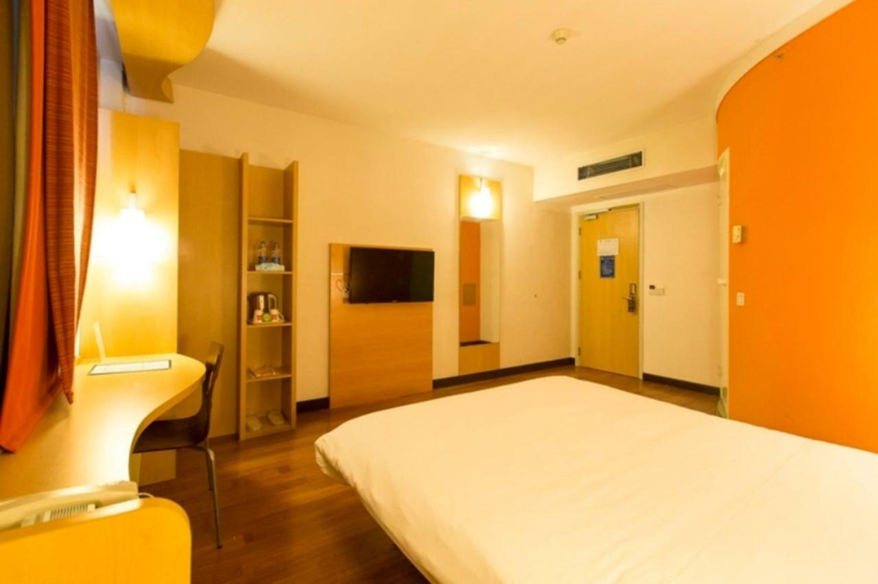 Hotel Ibis Dongguan Dongcheng Exterior foto